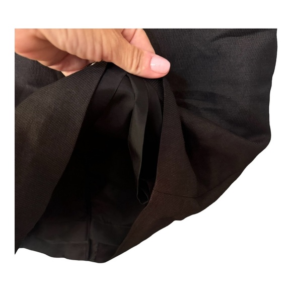 The Limited Black Linen Blend Pencil Skirt. Knee Length. Lined. Size 6 - Picture 4 of 10